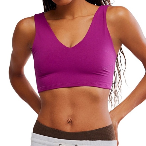 NWT FREE PEOPLE FP MOVEMENT never better deep mulberry V-Neck crop top Various - Picture 3 of 10